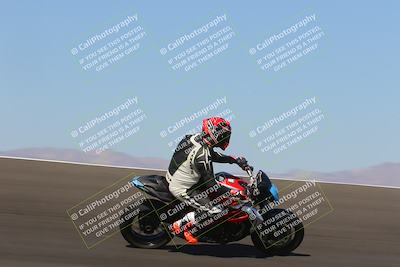 media/Oct-03-2022-Moto Forza (Mon) [[5f077a3730]]/Beginner Group/Session 2 (Turn 10)/